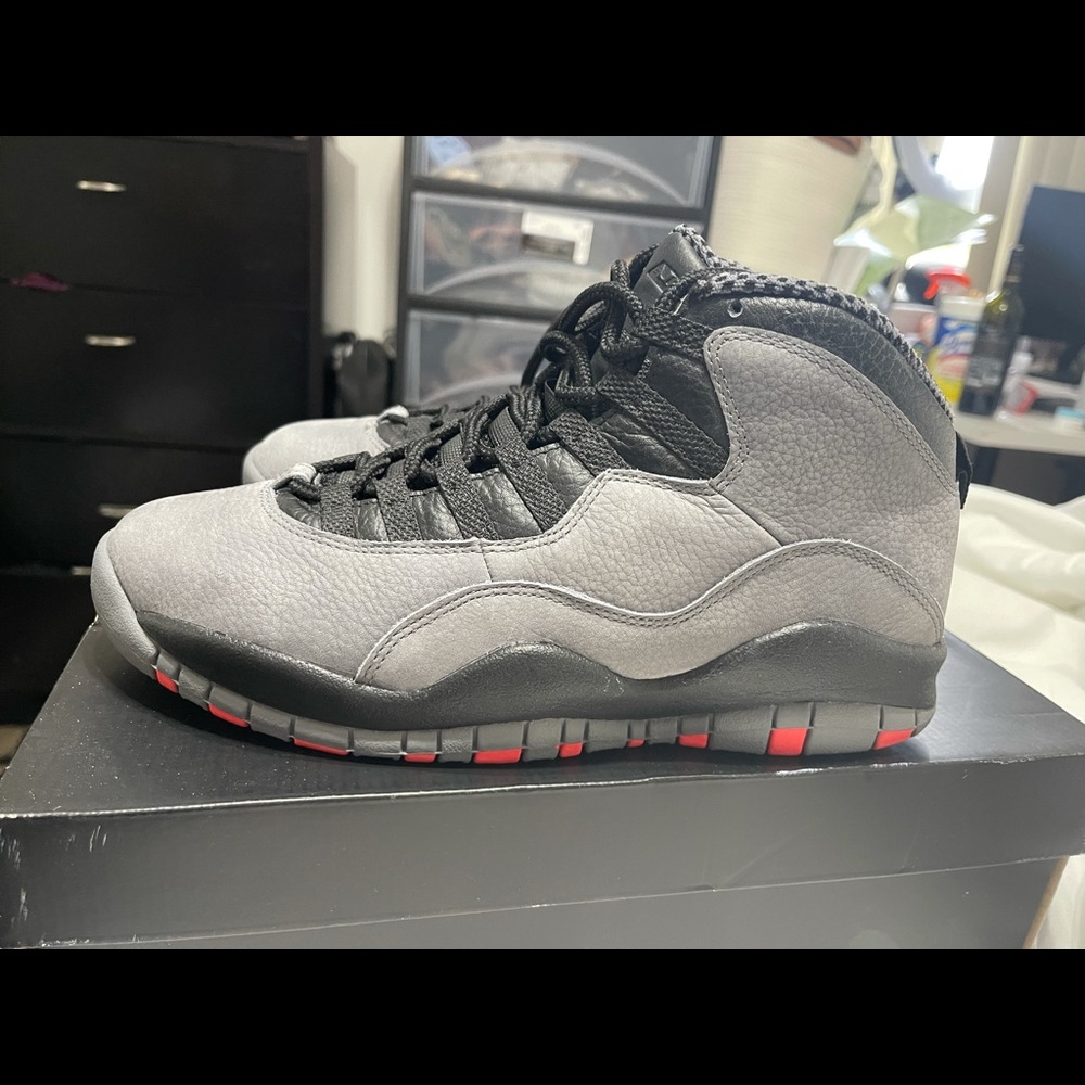 Jordan Retro 10